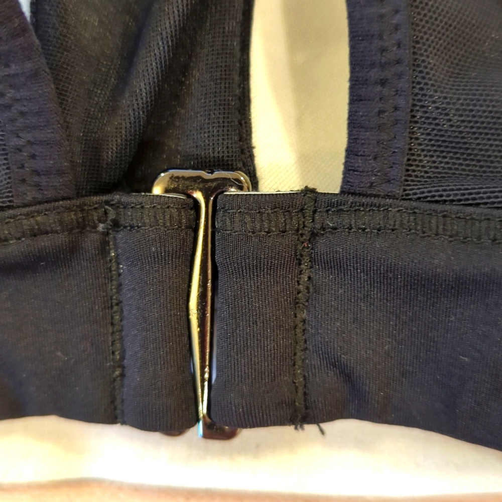 Brooks Bra - Picture 6 of 8